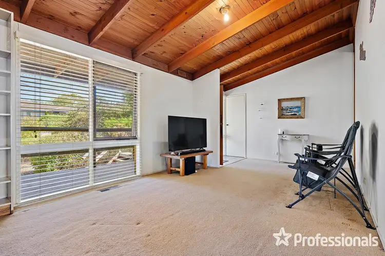 Fifth view of Homely house listing, 3 Daymar Drive, Mooroolbark VIC 3138
