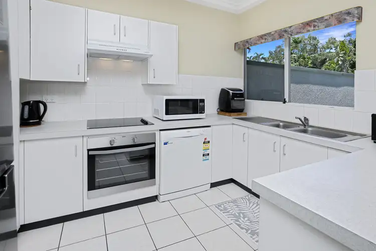 Fifth view of Homely apartment listing, 6/91 Moore Street, Trinity Beach QLD 4879