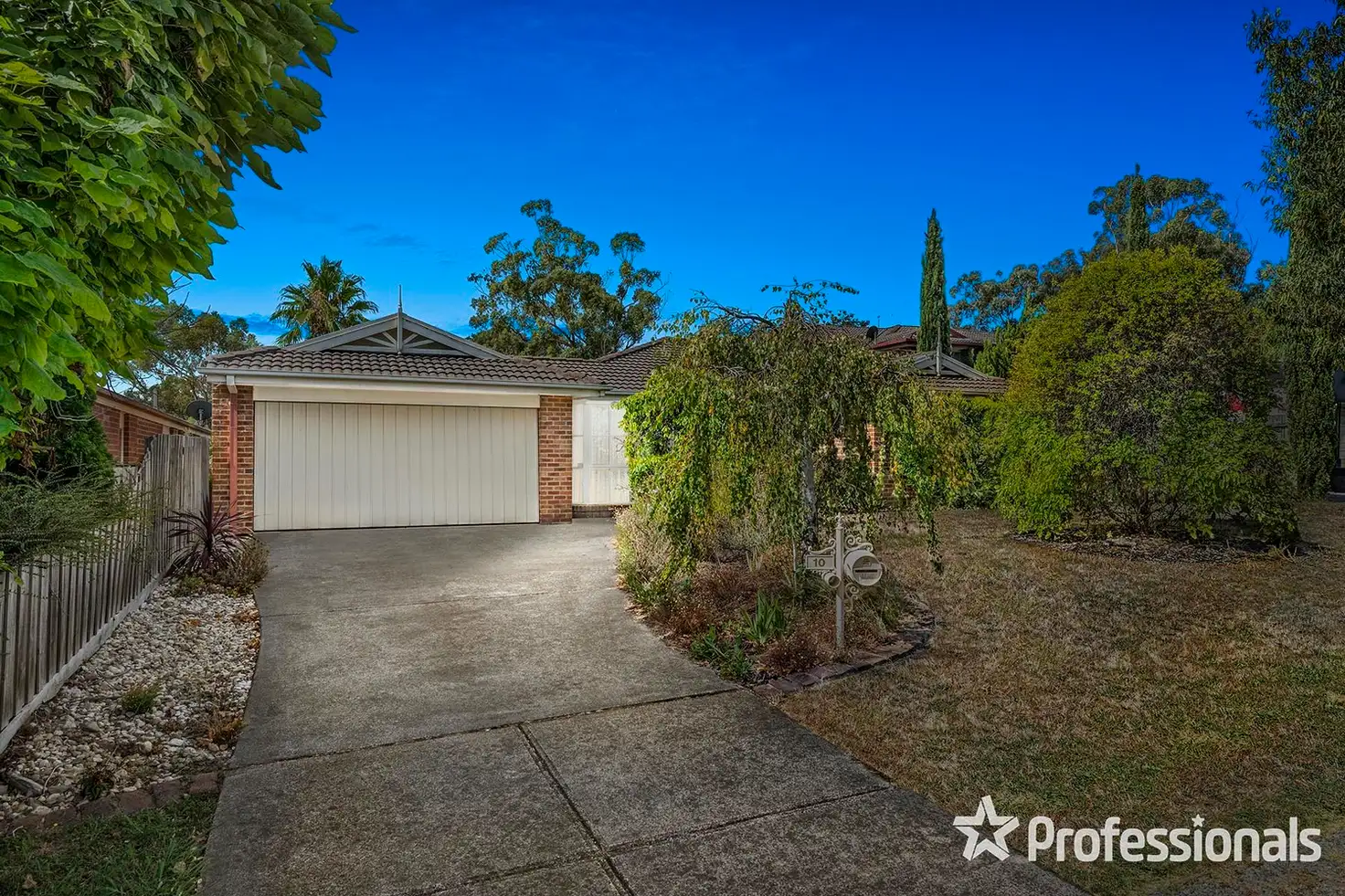 Main view of Homely house listing, 10 Whernside Court, Mooroolbark VIC 3138