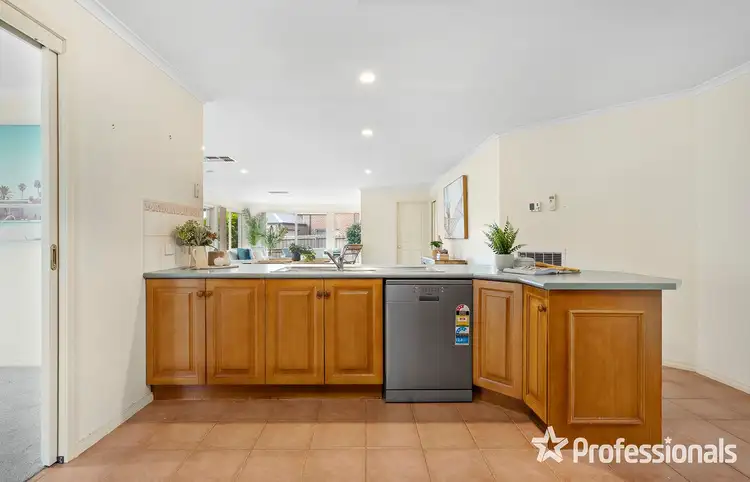 Third view of Homely house listing, 10 Whernside Court, Mooroolbark VIC 3138