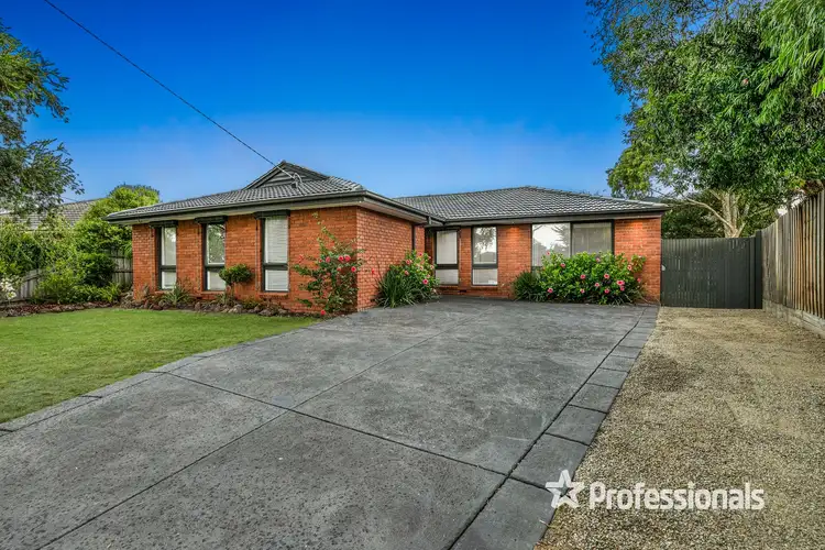 17 Aylesbury Avenue, Bayswater North VIC 3153