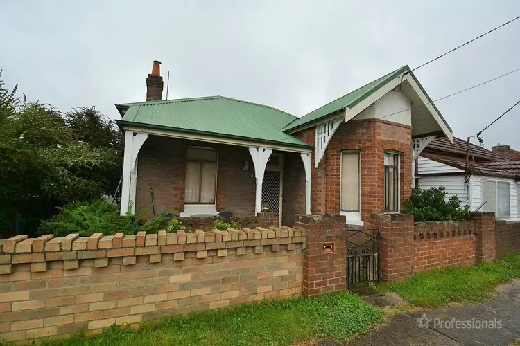 6 Read Avenue, Lithgow NSW 2790