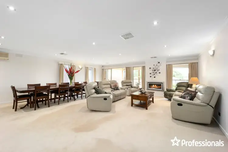 10 Dinsdale Road, Boronia VIC 3155