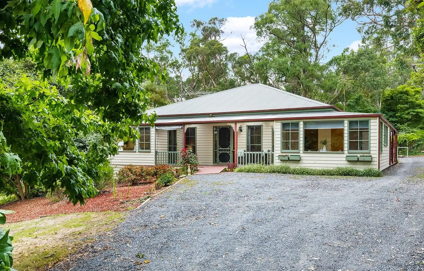 Main view of Homely house listing, 6 Aqueduct Avenue, Mount Evelyn VIC 3796