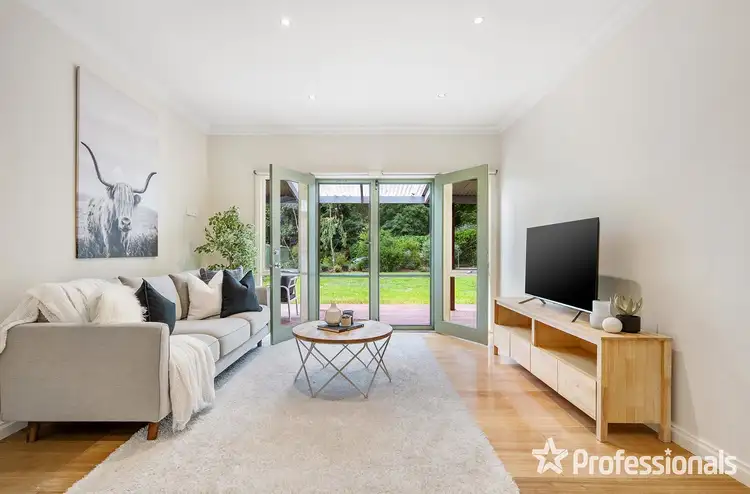 Second view of Homely house listing, 6 Aqueduct Avenue, Mount Evelyn VIC 3796
