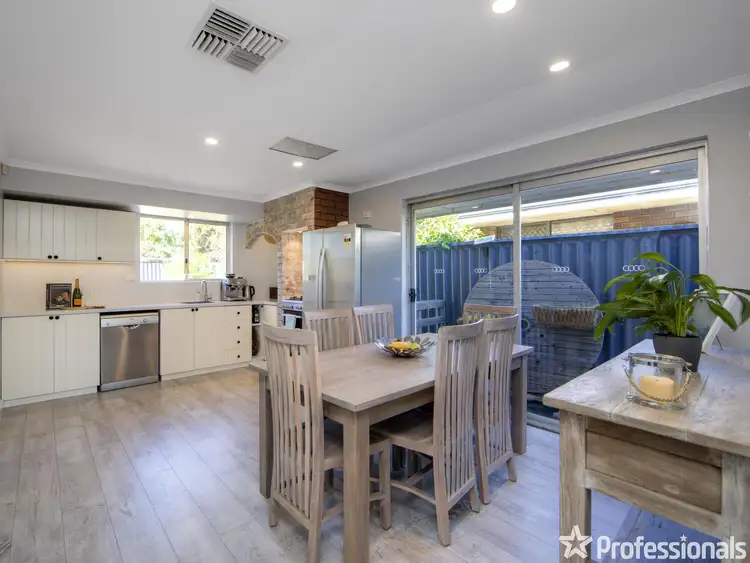 22 Almond Way, Forrestfield WA 6058