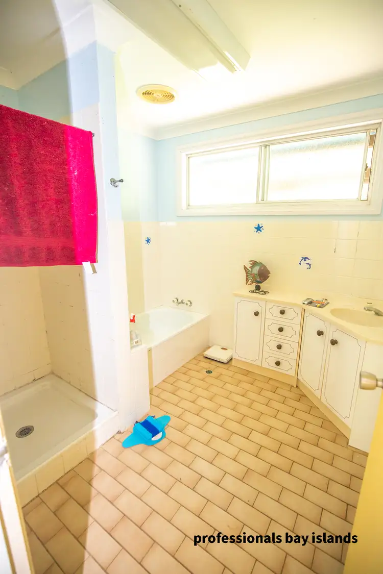 Sixth view of Homely house listing, 25 Crest Haven, Lamb Island QLD 4184