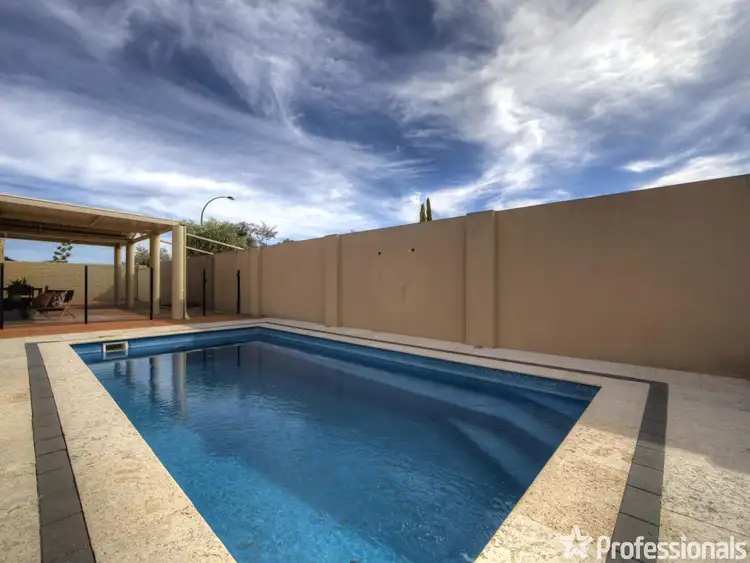 Sixth view of Homely house listing, 2 Limerick Loop, Wattle Grove WA 6107