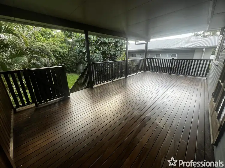 32 Burdekin Street