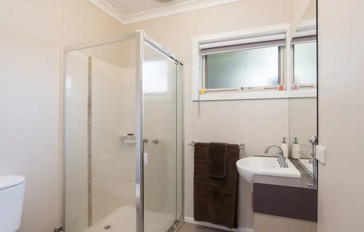 Sixth view of Homely house listing, 5a Lawson Road, Mooroolbark VIC 3138