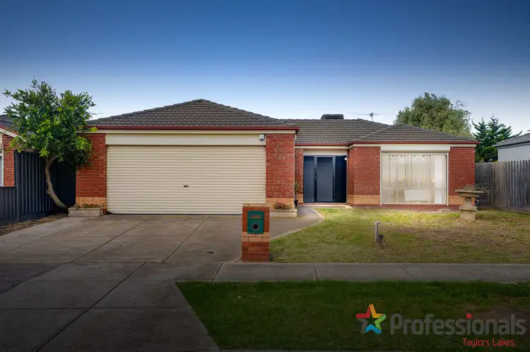 13 Elgin Close, Hillside VIC 3037