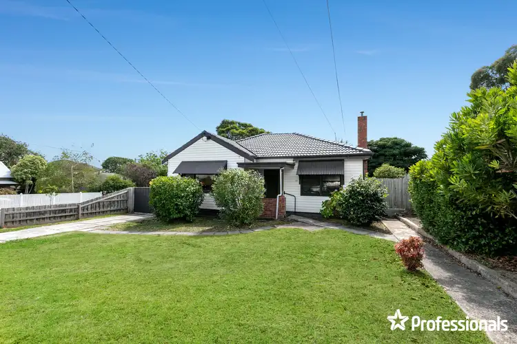 16 Ash Grove, Bayswater VIC 3153