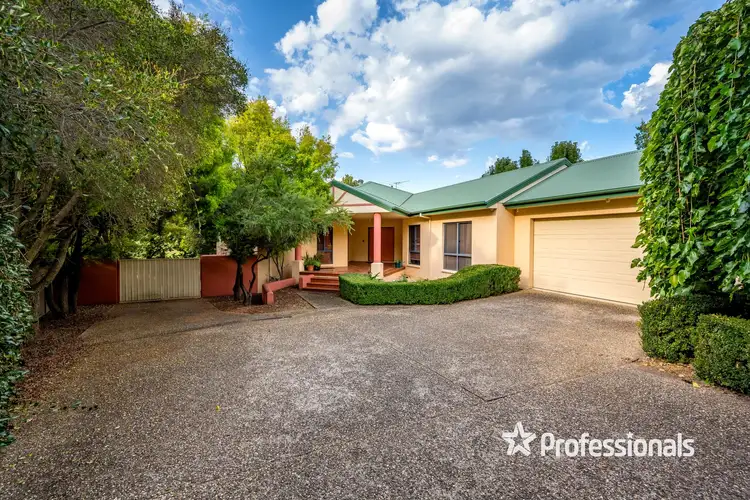 Second view of Homely house listing, 8 Ballara Drive, Wodonga VIC 3690