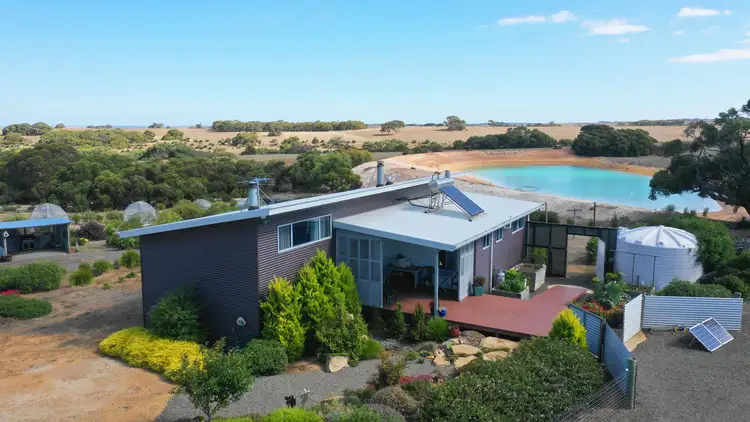 2721 North Coast Road, Cassini SA 5223
