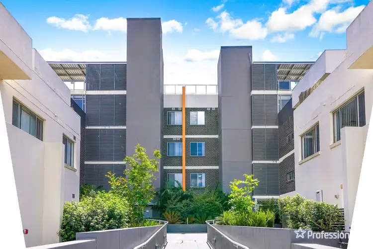 104/5 Dunlop Avenue, Ropes Crossing NSW 2760
