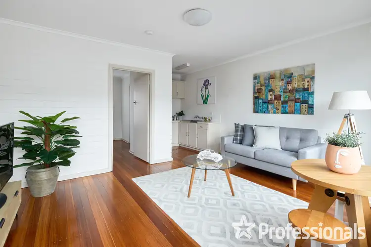 9/11 Toward Street, Murrumbeena VIC 3163