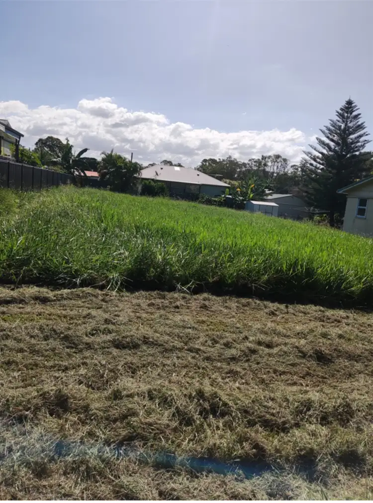 34 Vine Street, Macleay Island QLD 4184