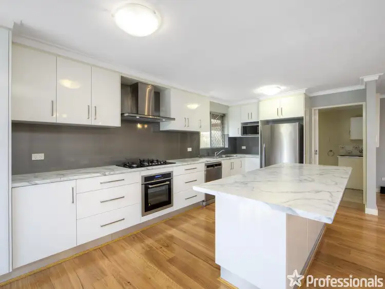 32 Juniper Way, Forrestfield WA 6058