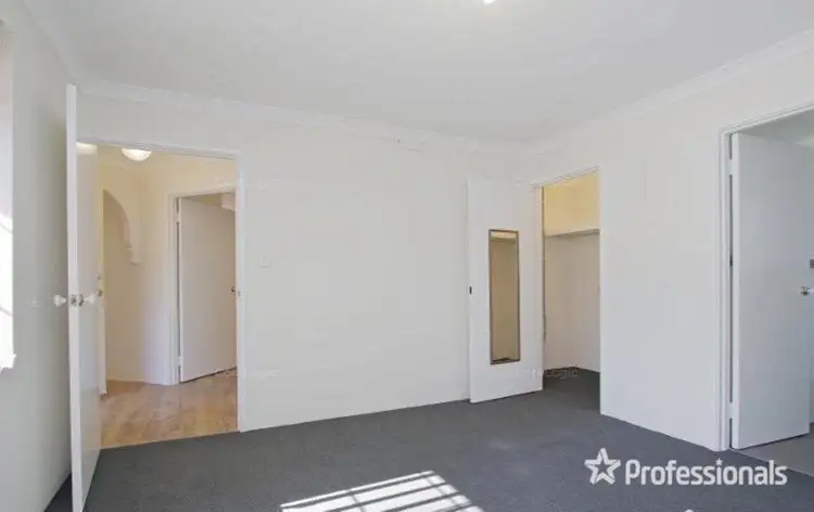 Fifth view of Homely house listing, 2/232 Hale Road, Forrestfield WA 6058