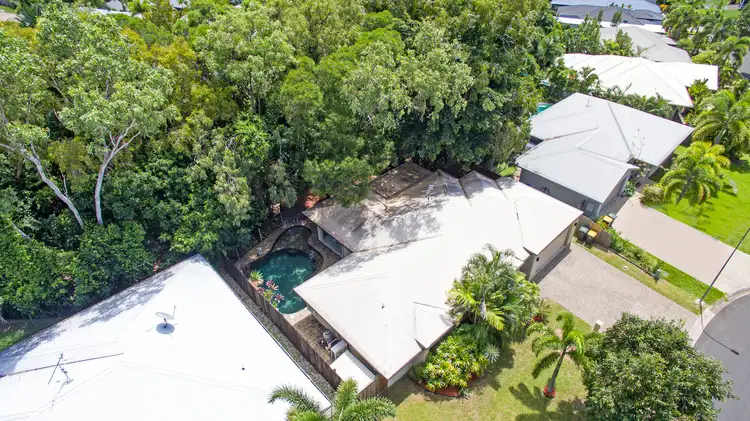 2 Petrie Close, Kewarra Beach QLD 4879