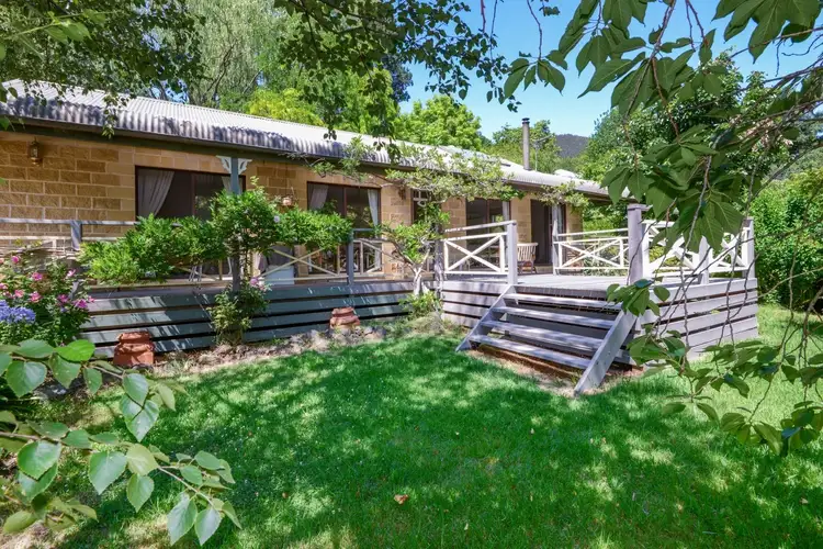 14 Station Road, Warburton VIC 3799
