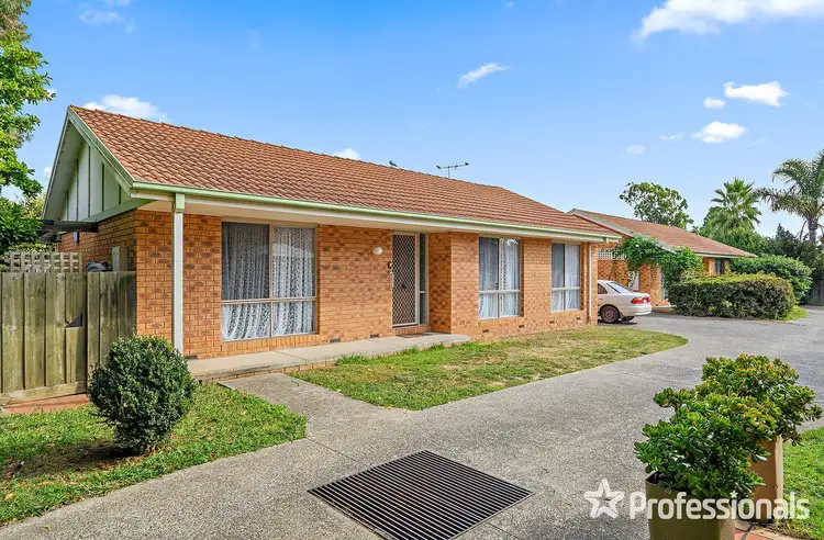 Main view of Homely unit listing, 1/13 Hereford Road, Mount Evelyn VIC 3796