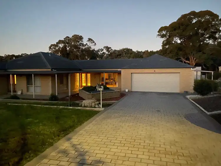 13 Chervil Place, Baranduda VIC 3691