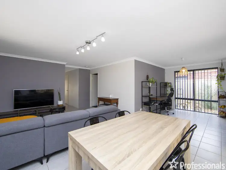 Sixth view of Homely house listing, 2/23 Lovett Drive, Forrestfield WA 6058