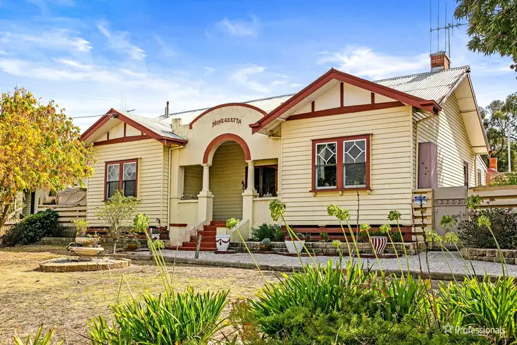 10 Elgin Road, Maryborough VIC 3465