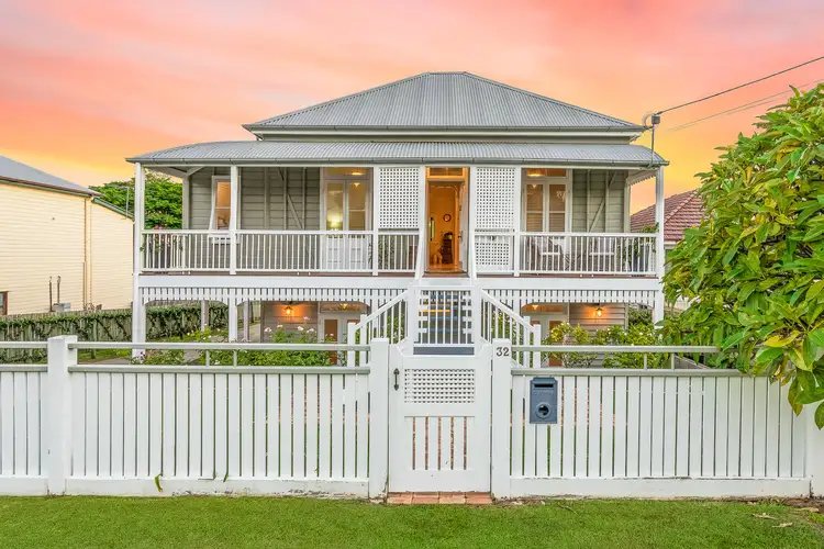 32 Hoskins Street, Sandgate QLD 4017