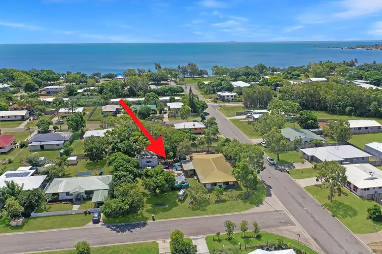 2 Oak Crescent, Bowen QLD 4805