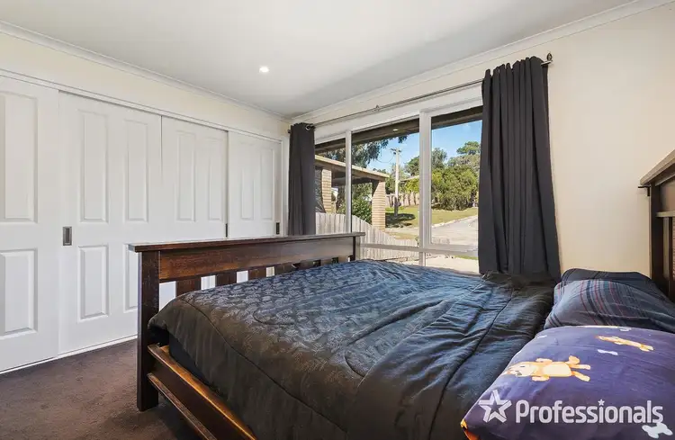 Sixth view of Homely house listing, 5 Valley Road, Seville VIC 3139