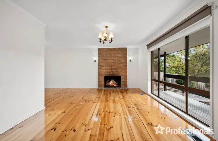 Fifth view of Homely house listing, 3 Dysart Place, Mooroolbark VIC 3138