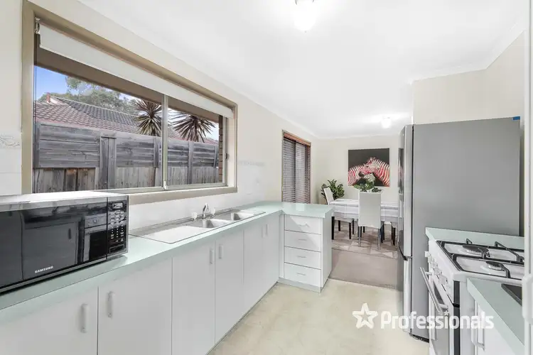 Fifth view of Homely house listing, 1 Briarwood Court, Croydon VIC 3136