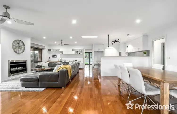 Third view of Homely house listing, 3 Tiverton Circuit, Mooroolbark VIC 3138