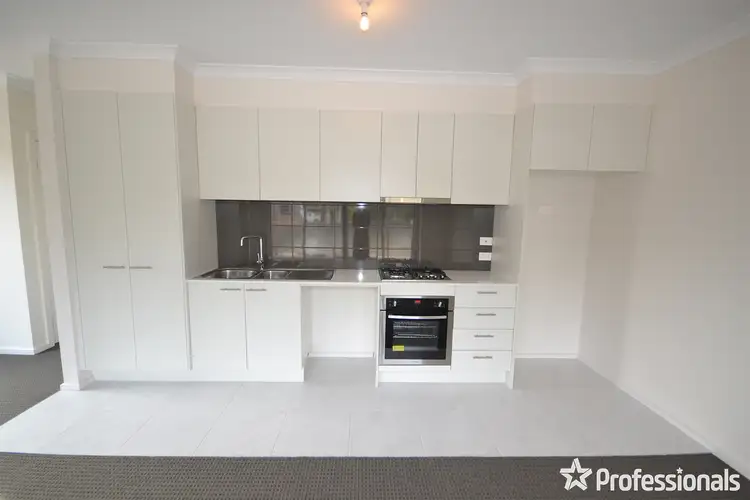 Third view of Homely unit listing, 2 Lithgow Way, Mooroolbark VIC 3138