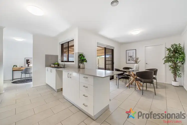 Sixth view of Homely unit listing, 1/6 Frost Drive, Delahey VIC 3037