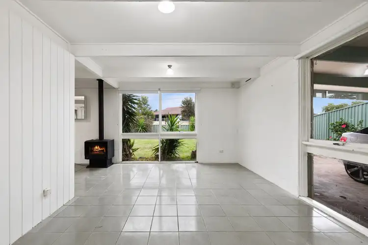 Fourth view of Homely house listing, 2 Waylett Court, Deer Park VIC 3023