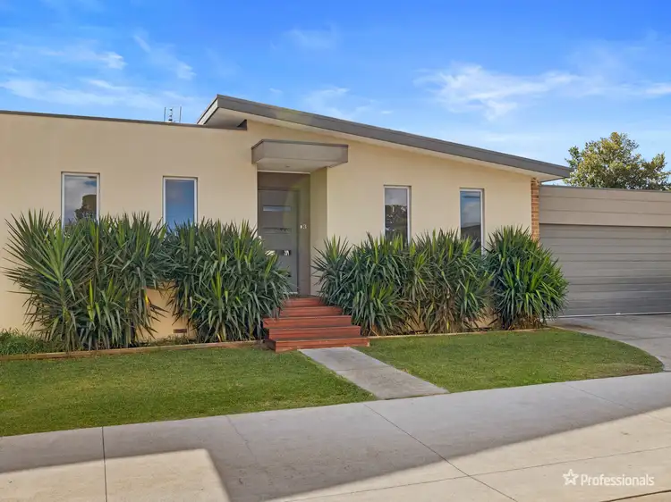 Main view of Homely townhouse listing, 3/116 Gillies Street, Maryborough VIC 3465