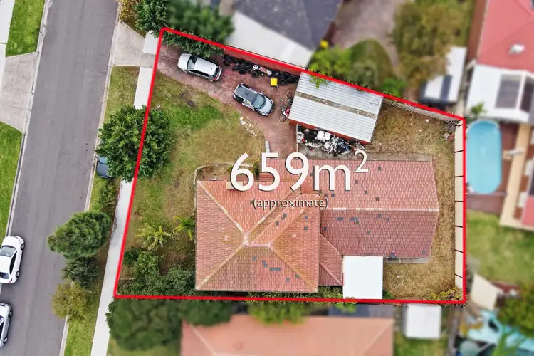 Second view of Homely house listing, 6 Dunbar Court, Keilor Downs VIC 3038