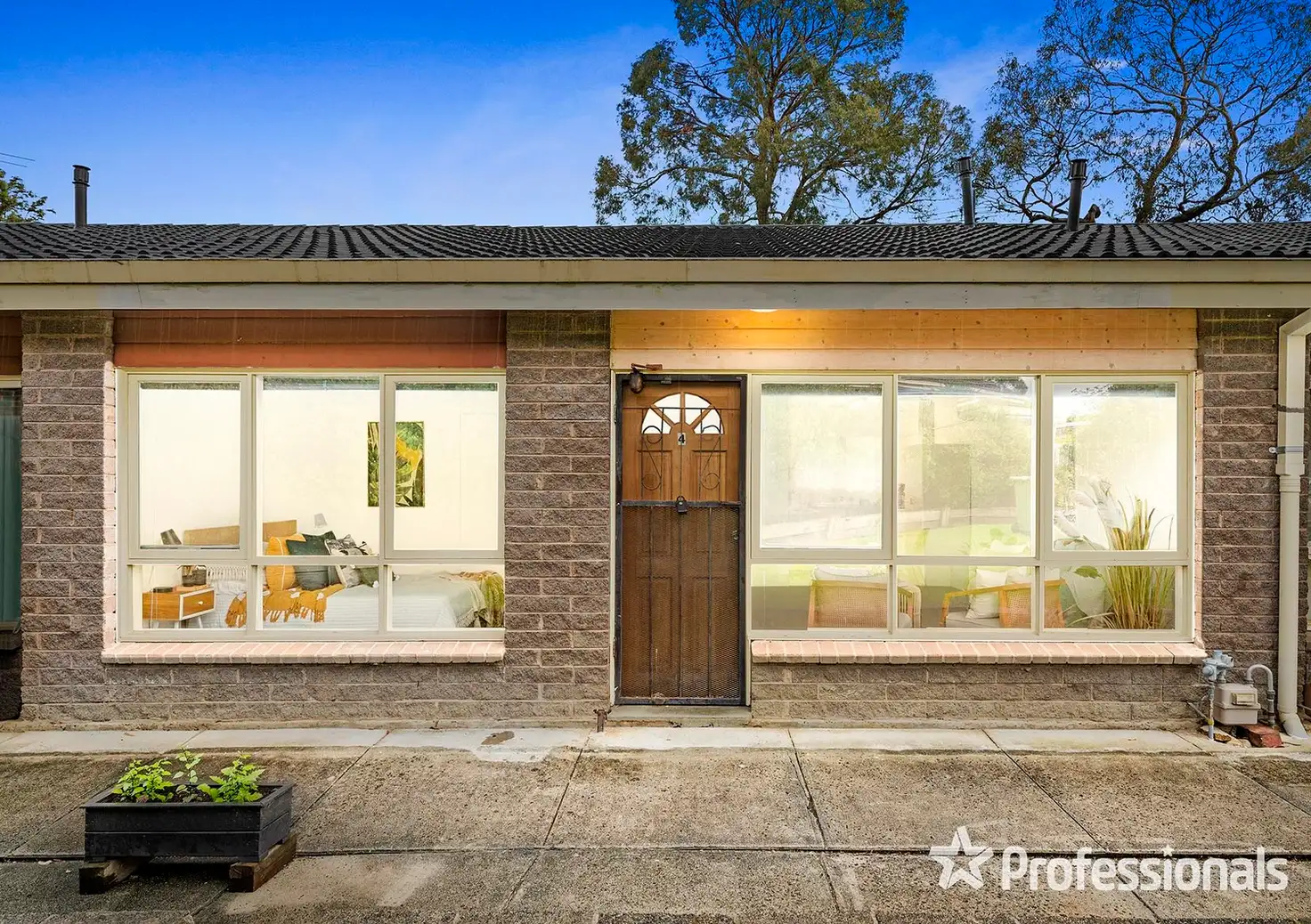 Main view of Homely unit listing, 4/96 Sherlock Road, Mooroolbark VIC 3138