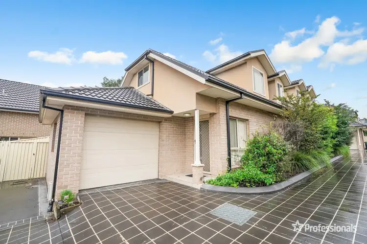 2/30 Brisbane Street, Oxley Park NSW 2760