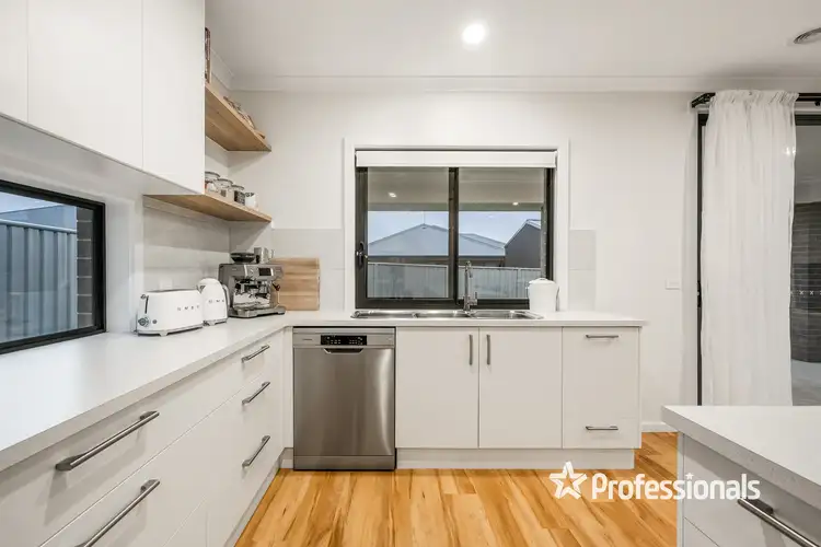 Fourth view of Homely house listing, 17 Lasilla Place, Baranduda VIC 3691