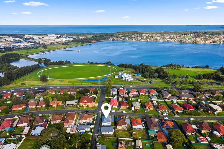 52 Stuart Road, Warrawong NSW 2502