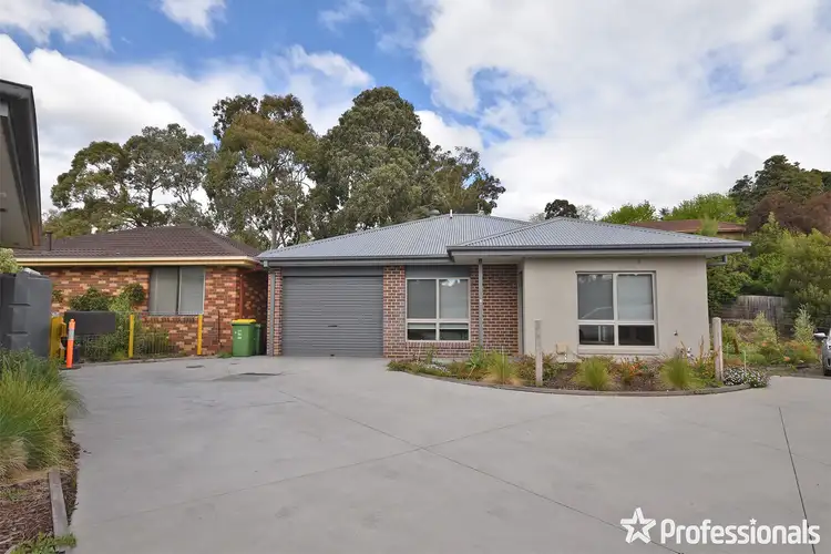 Second view of Homely house listing, 4 Reska Place, Mooroolbark VIC 3138