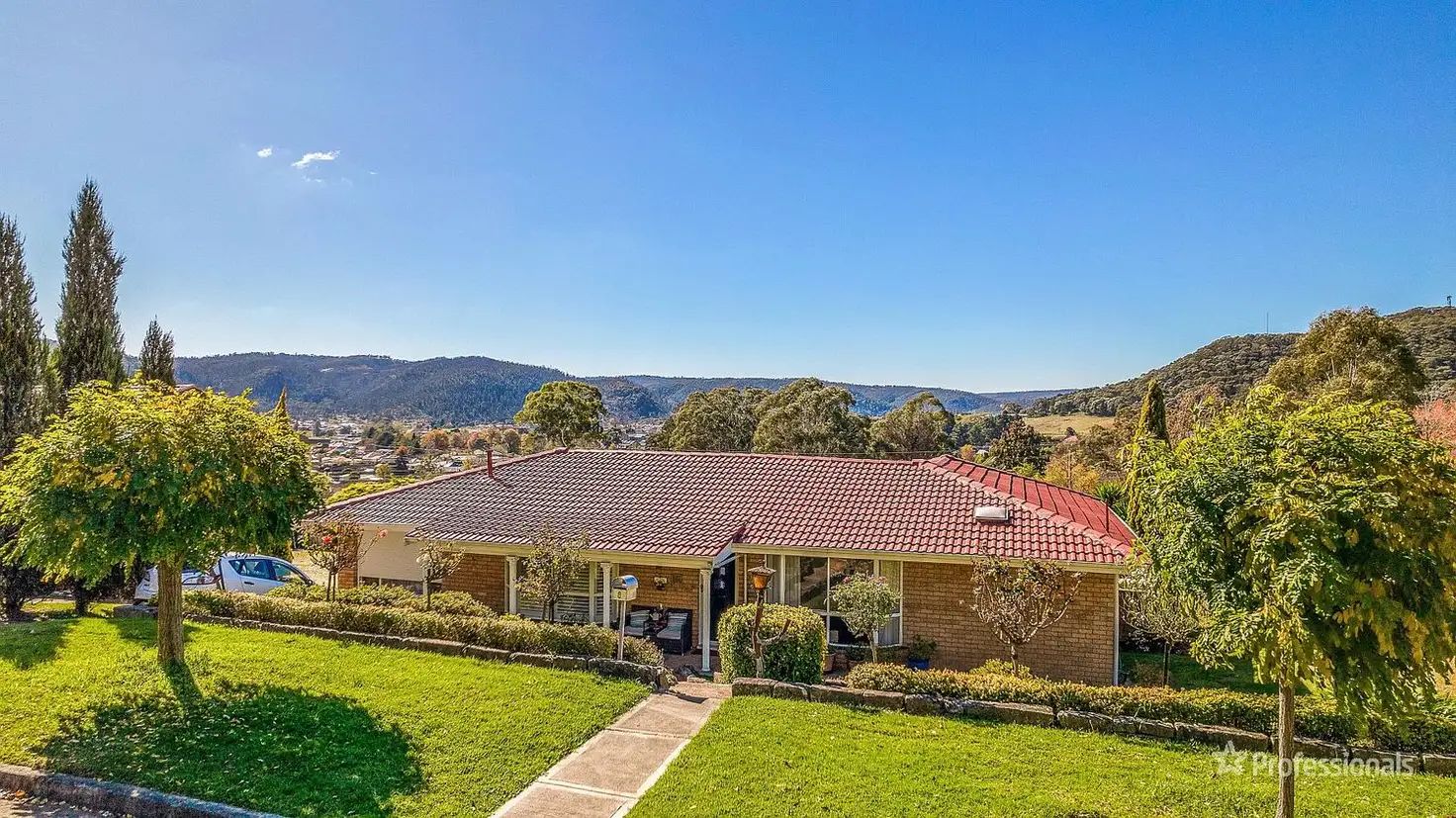 Main view of Homely house listing, 8 Hill Range Crescent, Lithgow NSW 2790