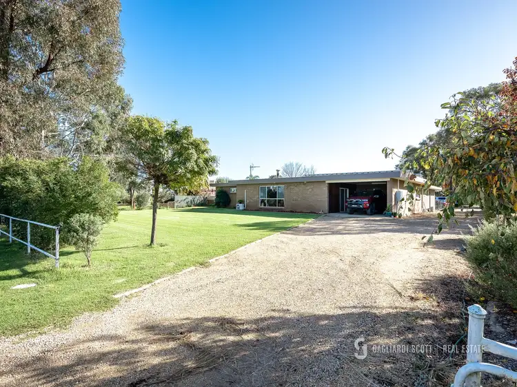 241 River Road, Kialla VIC 3631
