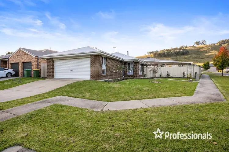 Second view of Homely house listing, 37 Whistler Concourse, Bandiana VIC 3691