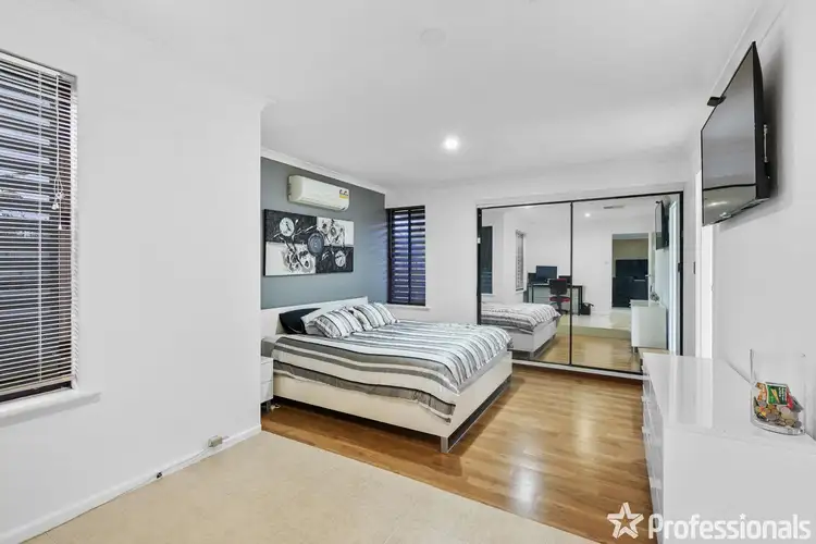 Sixth view of Homely house listing, 61 Vinca Way, Forrestfield WA 6058