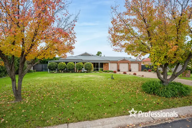 Second view of Homely house listing, 10 Parkfield Drive, Wodonga VIC 3690